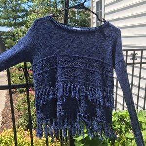 Blue XL pullover sweater with sparkles and fringe